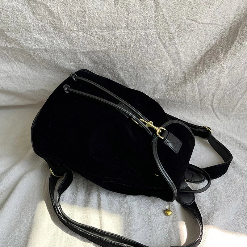 Korean Fashion Casual Black Schoolbag Vintage Velvet Solid Trend Shoulder Bags 2024 Versatile Large Capacity Ladies Handbags