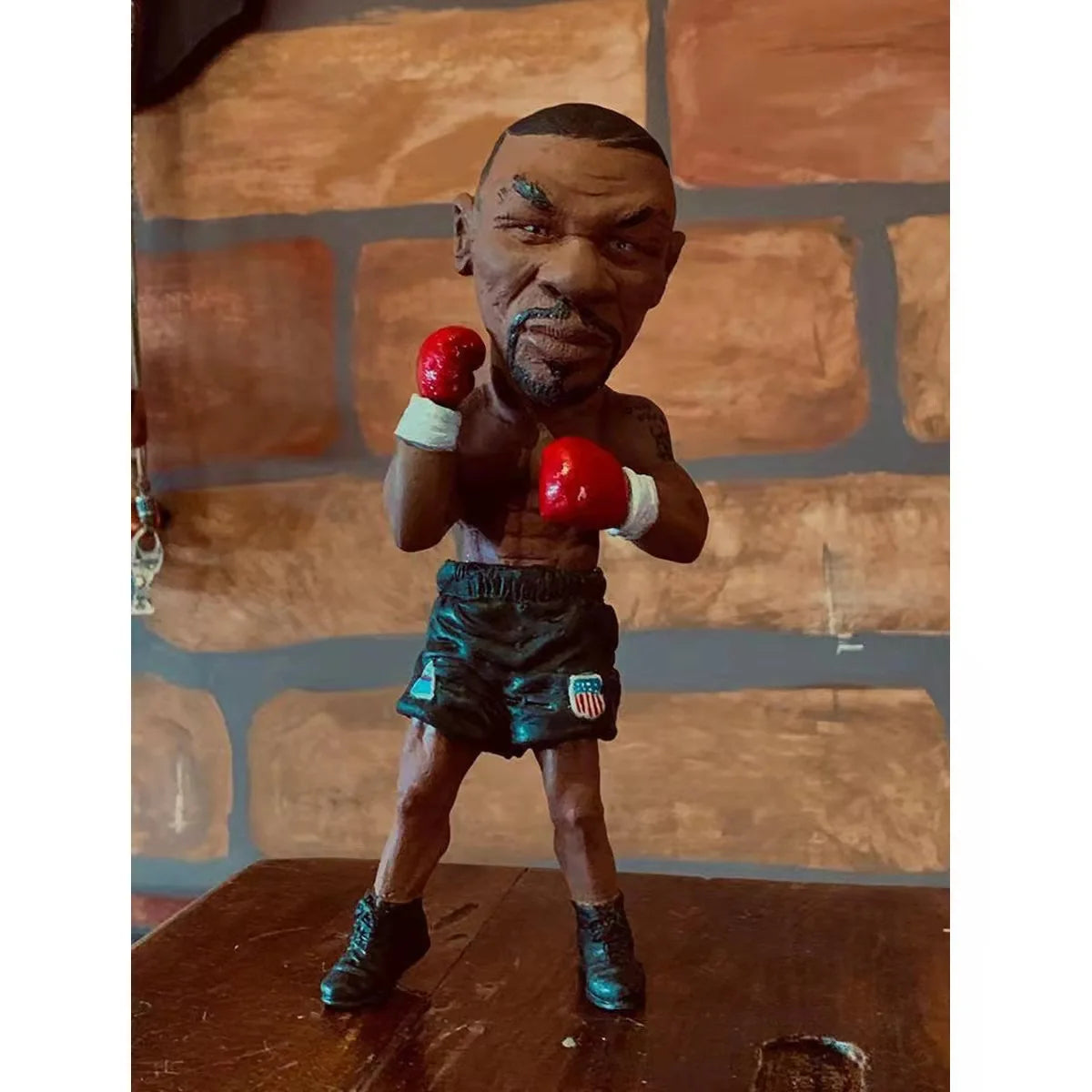 Mini Resin Crafts Ornaments Hip Hop Characters Figurine Legendary boxer, Ace Cooper For Home Indoor Sculptures Home Decor