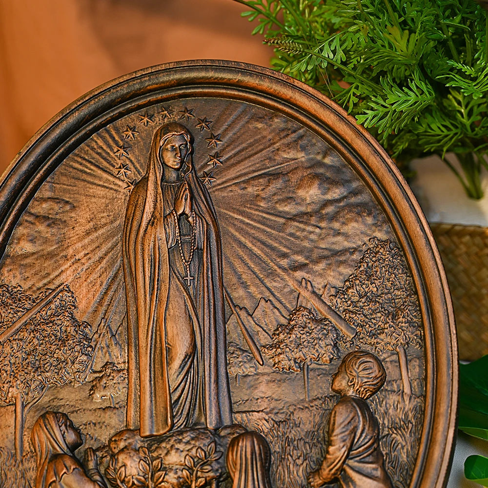 Our Lady of Fatima plaque solid wood wood carving crafts ornaments Catholic saint statues wooden wall hanging home decoration