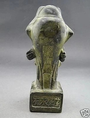 Rare collectibles Old Tibetan Buddhism Kwan-yin Bronze gilt Statue Seal Signet