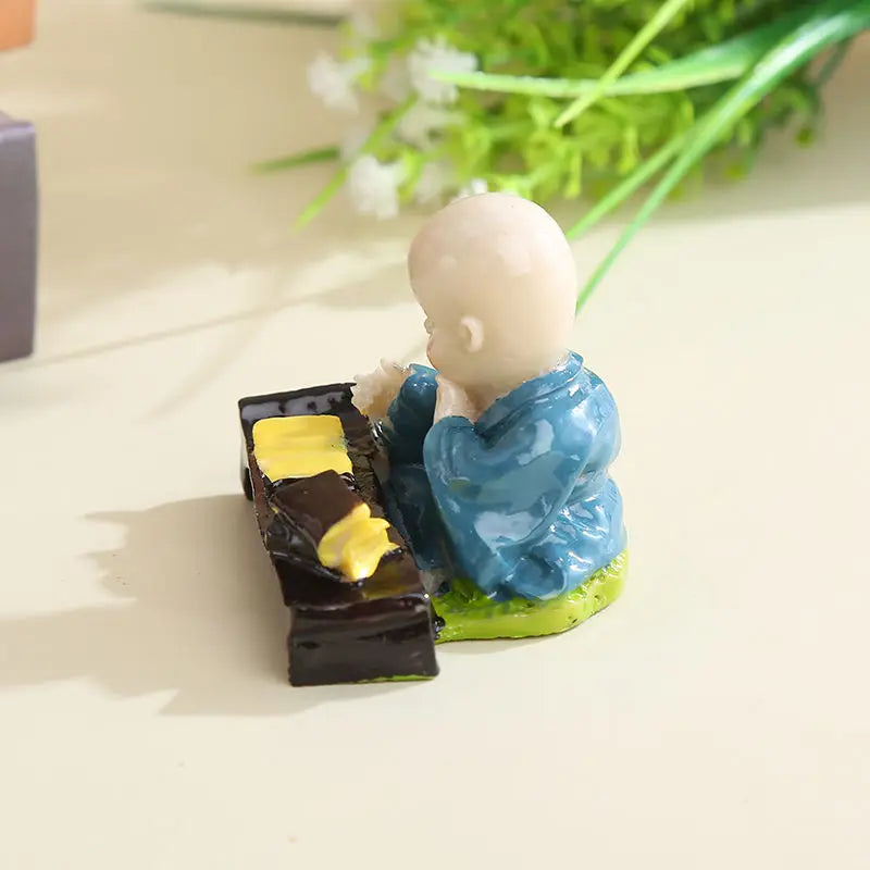 Resin Cartoon Little Monk Car Ornament Micro Landscape Bonsai Decoration Desktop Creative Trinket Home Accessories Figurines