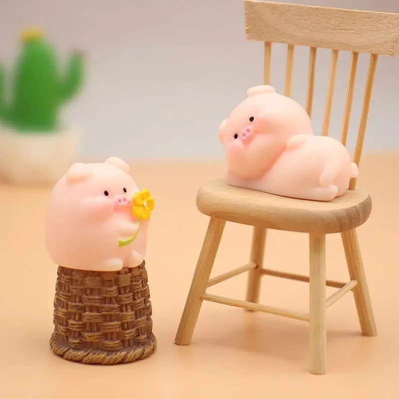 Resin Cute Cartoon Pig Car Ornaments Micro Landscape Bonsai Decoration Desktop Creative Trinket Home Accessories Figurines