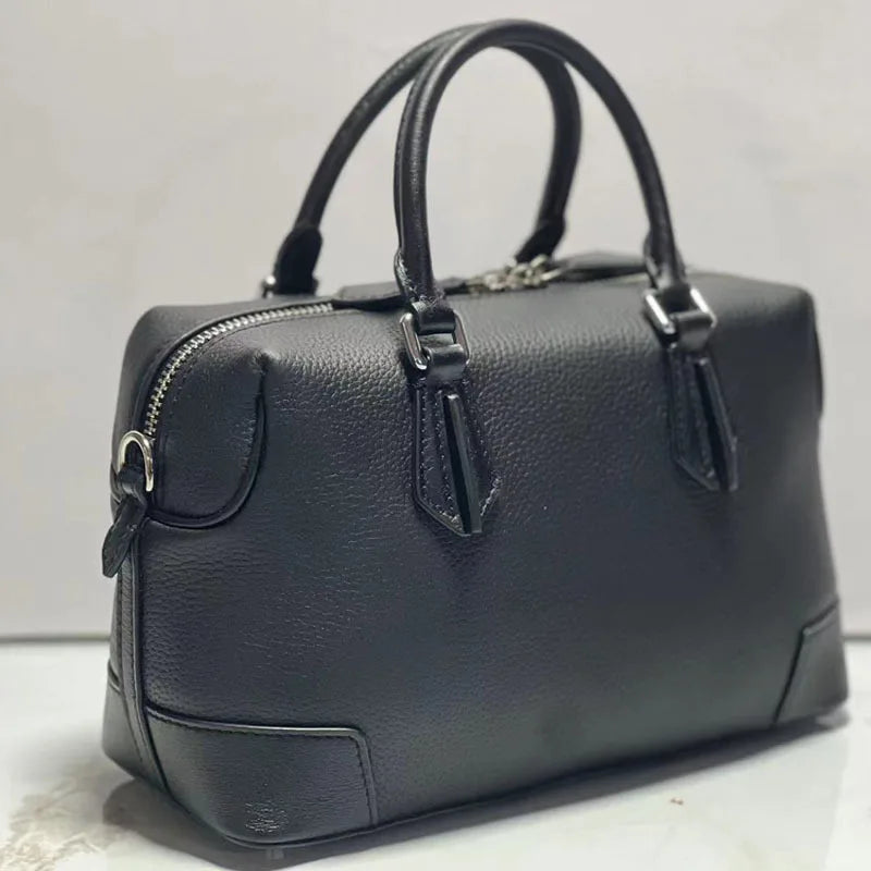 Vintage Classic All-match Black Handbags Large Capacity Commuter Portable One Shoulder Crossbody Bags All-match Versatile Purse
