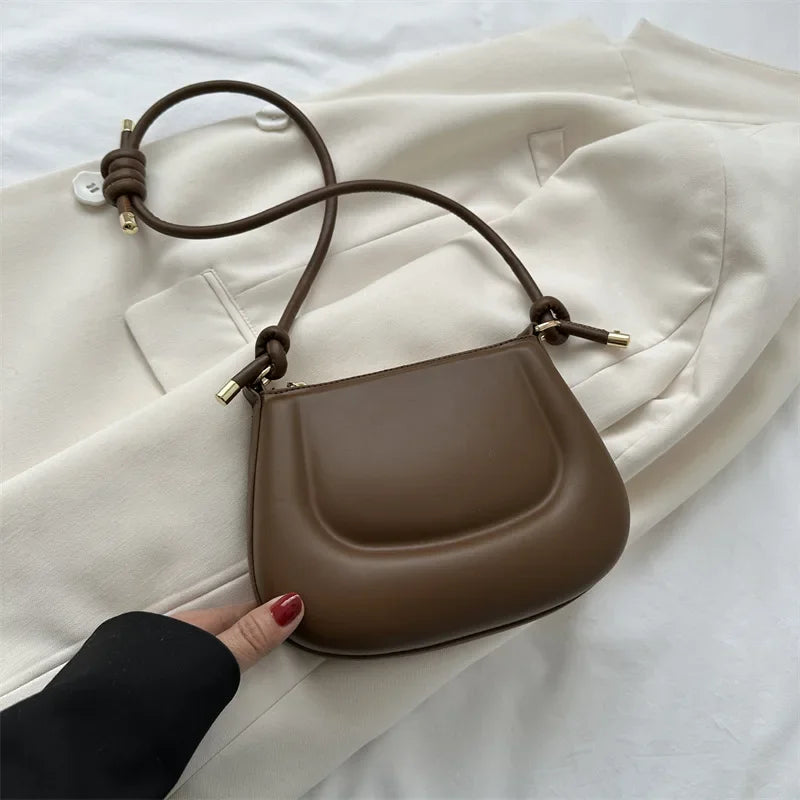 Saddle Bags 2024 New Fashion Women's Shoulder Bag Simple Armpit Bag Luxury Handbags Designer Bags Purse Hand Bag