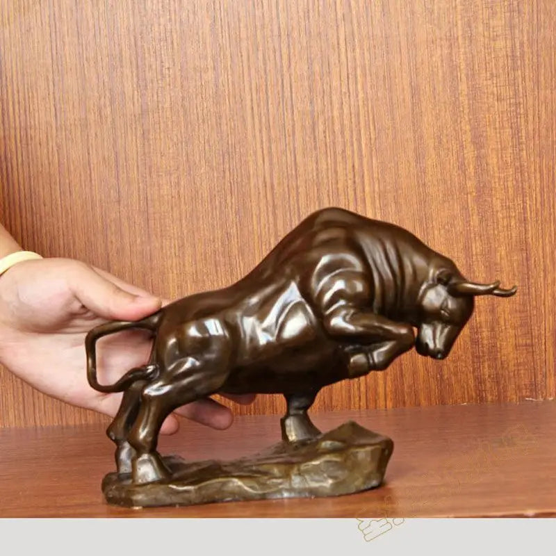 2023 HOME Store good FENG SHUI Bronze carving Prosperous Auspicious GOOD LUCK Wall Street Fortune Bull Mascot Decoration