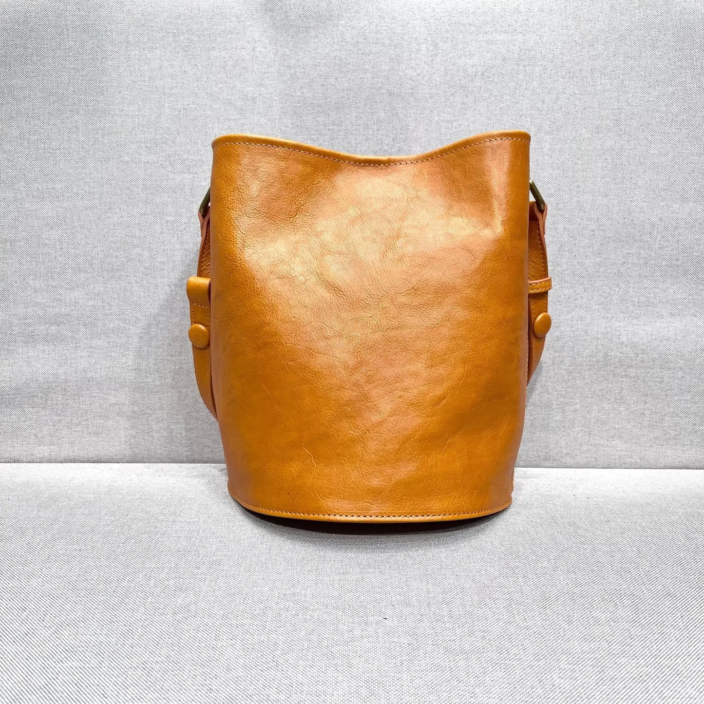 Vintage Cowhide Genuine Leather Bucket Bag Single Shoulder Crossbody Straps Adjustable Handbags Fashion Luxury Solid Purses