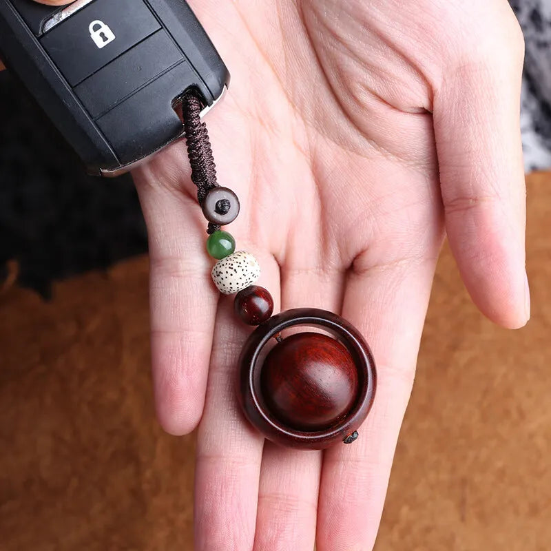 When Little Leaf Red Sandalwood comes and goes, the key buckle, handle, car pendant, wooden carving, sandalwood keychain, one
