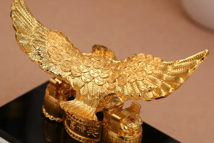 Wholesale HOME CAR Decorative statue Good luck golden Auspicious Eagle Recruit wealth bring wealth money FENG SHUI statue