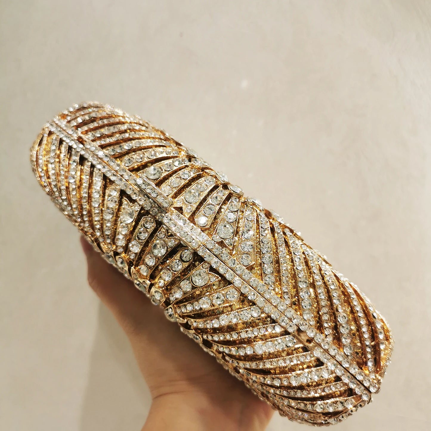 Woman Rhinestone Hollow Out Clutches New Arrival Diamond Evening Bag Crystal Party Dinner Handbag Wedding Bridal Female Purse