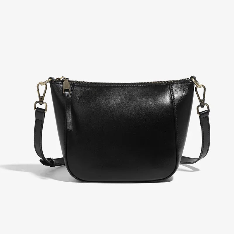 Women's Bag 2024 New High end Single Shoulder Small Bag Lightweight Dumpling Bag Made of Genuine Leathe