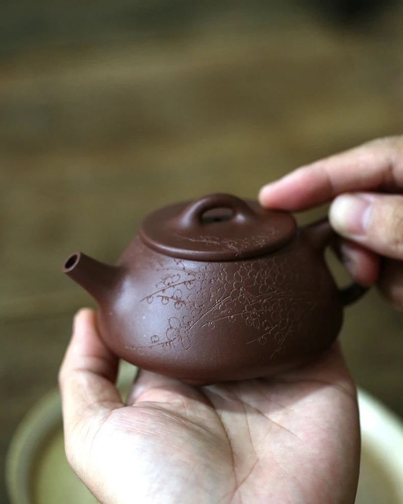 Yishuitang Yixing original handmade purple clay teapot with flat bottom and stone ladle lid 175ml household teapot