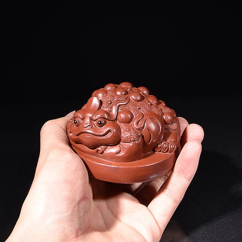 Yixing Purple Sand Fine Tea Carve Supportable Purple Sand Pixiu Golden Toad Sitting on the Ground to Make Money and Fortune Tea