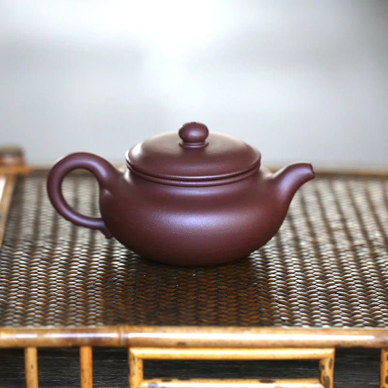Yixing recommended pure manual high-capacity teapot set tea service home archaize of purple clay pot of 215 ml