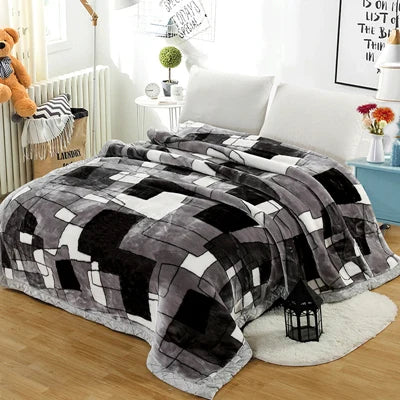 on sales 2kg-6kg Raschel blanket 2 PLY double layers blankets throws soft bed cover embossed BLKT velvet blankets in China new