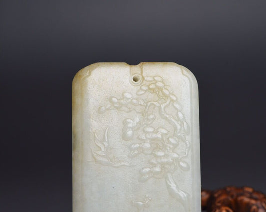 Chinese Beautiful Natural Hetian Jade Carving Exquisite Statue Pendant Jewelry