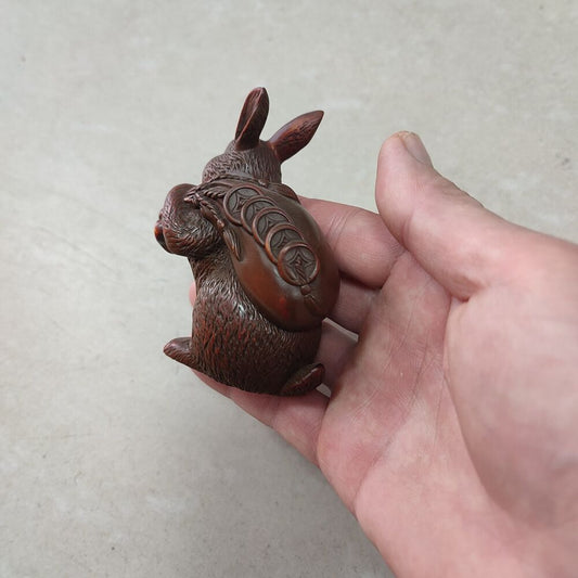 Wooden Carving Nice Little Rabbit Purse Statue Lovely Woodwork Special Xmas Gift