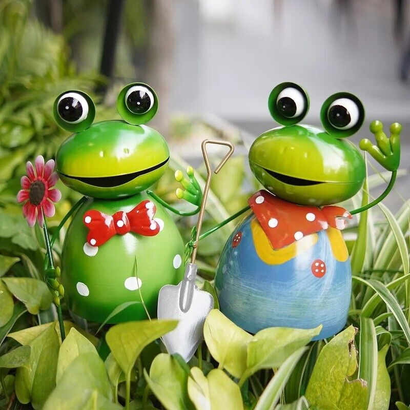 Frog Statue Metal Figurine Garden Outdoor Decor Yard 3D Art Sculpture 15x8x5inch