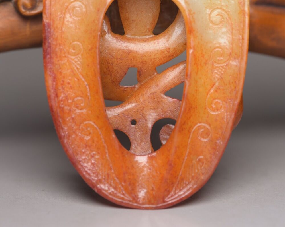 Chinese Old Natural Hetian Jade Carved Dragon Statue Pendant Jewelry Collections