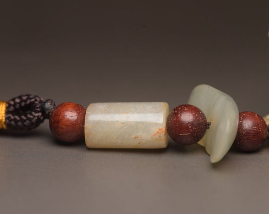 Chinese Beautiful Natural Hetian Jade Carved Squirrel Statues Nice Figurine Gift