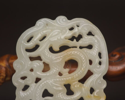 Chinese Natural Hotan Jade Carving Dragon Statue Exquisite Pendant Jewelry Rare