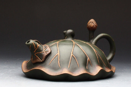 Chinese Yixing Zisha Clay Handmade Exquisite Teapot (竹韵 底款:蒋蓉)