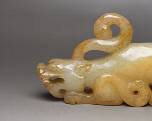 Chinese Natural Hetian Jade Hand Carving Beast Statue Exquisite Figurines Art