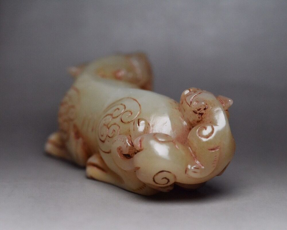 Chinese Hetian Jade Carved Sculpture Exquisite Beast Statue Antique Collections