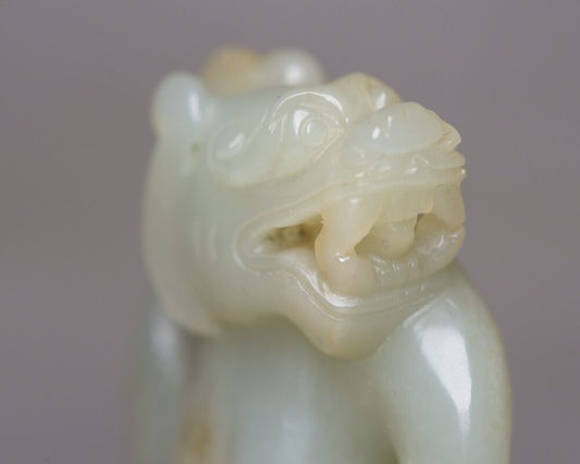 Chinese Antique Hetian Jade Carved Sculpture Exquisite Bear Statue Collections