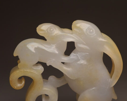 Chinese Natural Hetian Jade Carved Sculpture Exquisite Rabbit Statue Collections