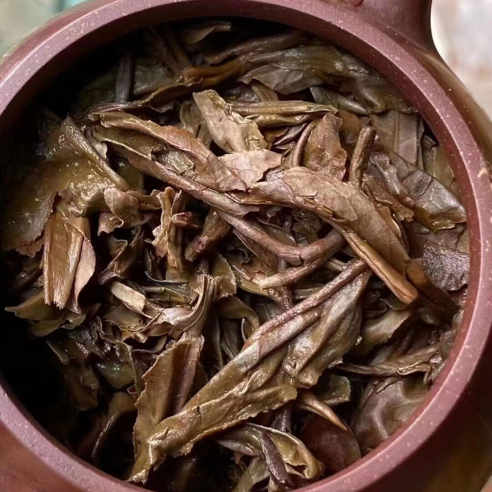 357g Yunnan Raw Pu'er Old Tea 2005 Yiwu Tong Qing Hao Aged Pu-erh Raw Tea Cake