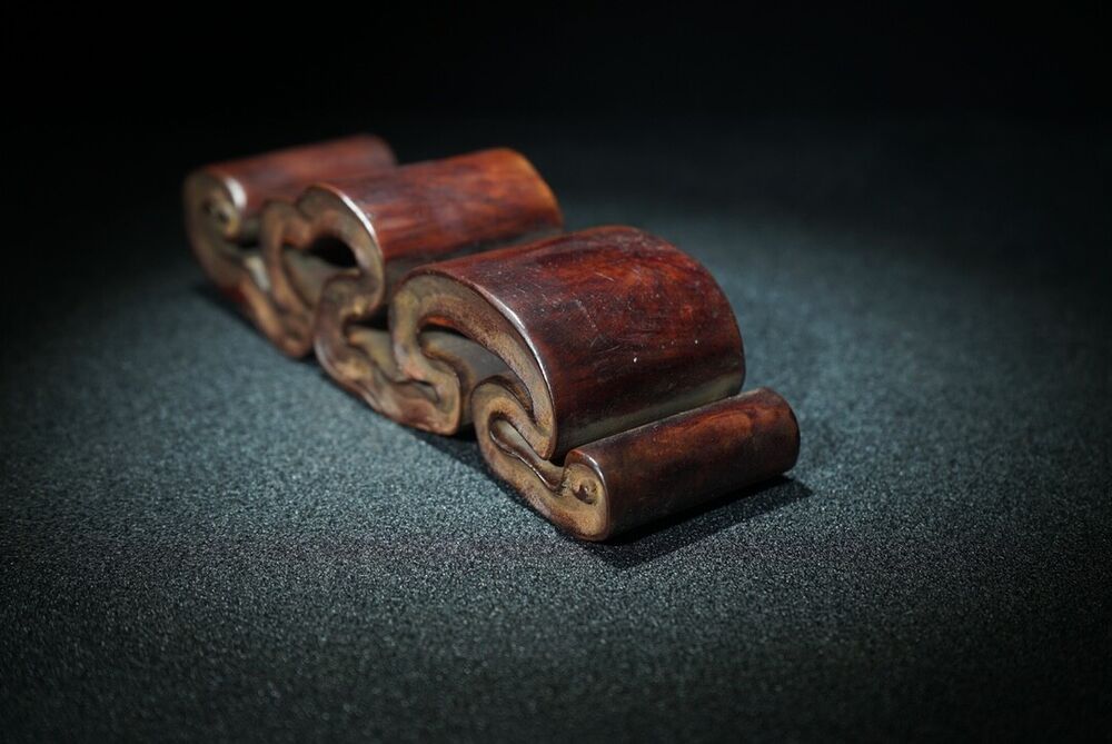 Nice welcome antique wooden statue carvings decor penholder for desk study wood