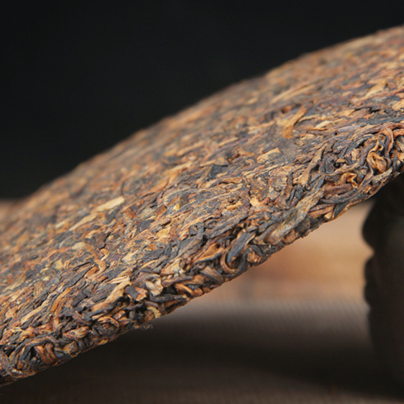 Xishuangbanna Spring Tea 357g Yunnan Ripe Puerh Tea Royal Tribute Gold Cake