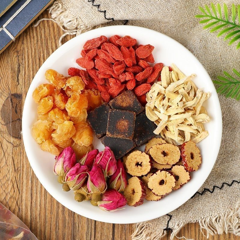 Rose brown sugar ginger tea warms the palace, dispels cold and warms the stomach