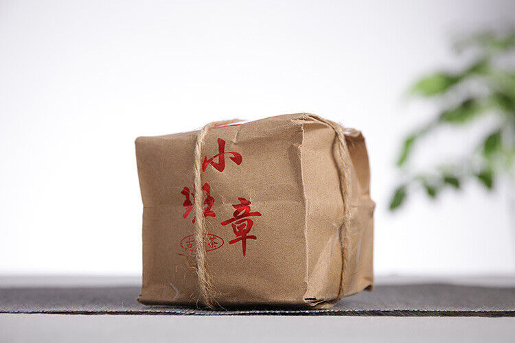 50g Yunnan Pu'er Tea Banzhang Raw Tea Cake Old Tree Tea Raw Tea Small Cake Tea