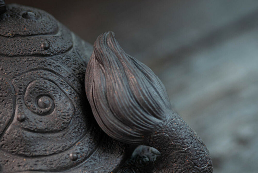 Chinese Yixing Handmade black Clay LingShouLongGui tea Pet Gongfu Dragon turtle