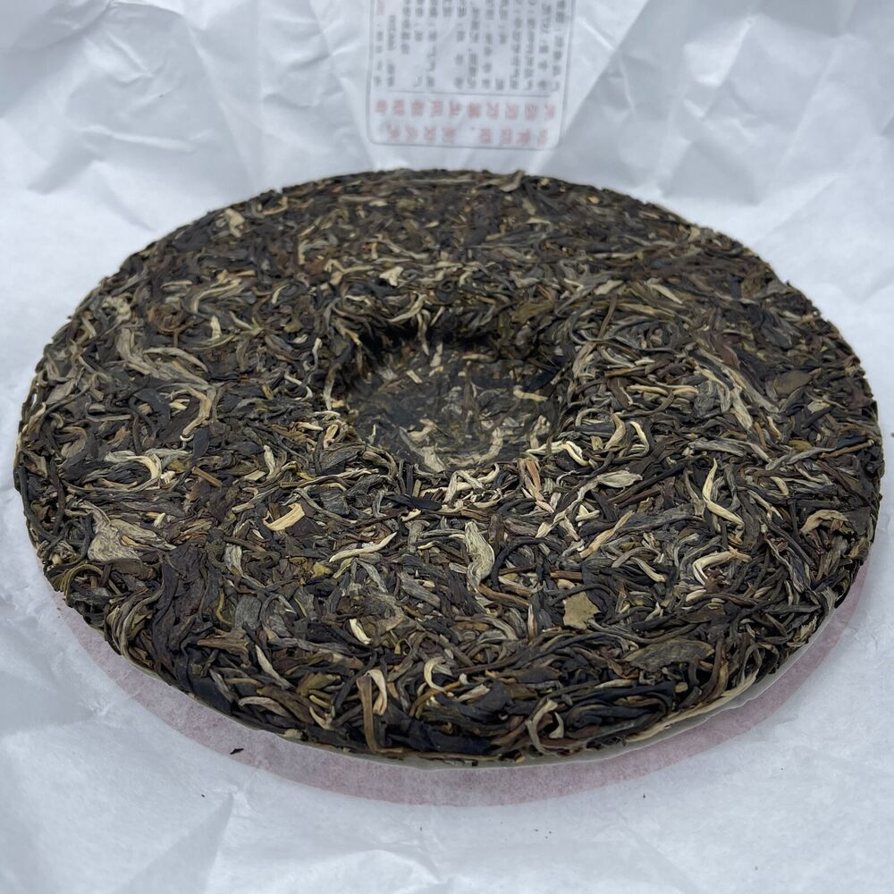 Pu 'er tea, 2022, Ban Zhang, 357g, born.