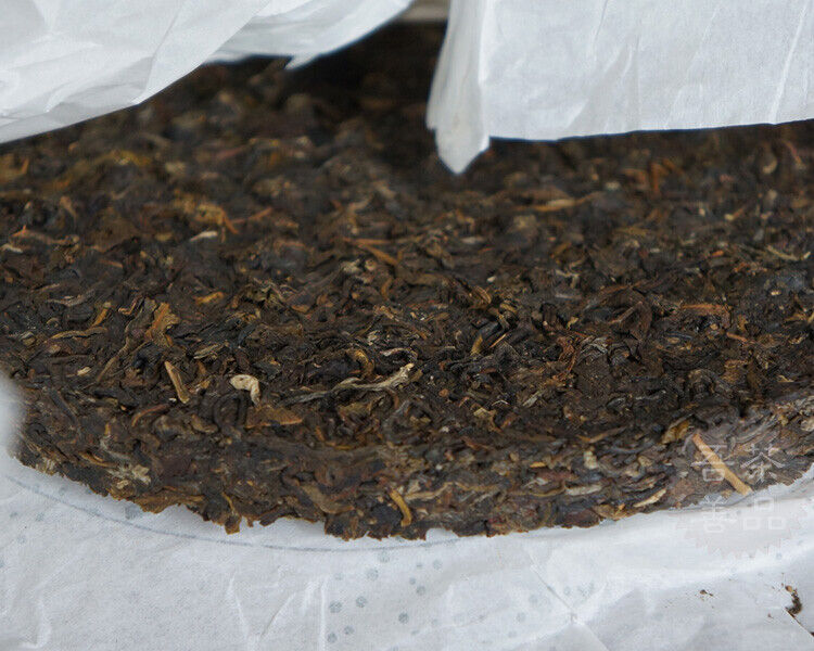 357g Iron Cake T8653 * XiaGuan Tuocha Pu'er Puer Puerh Tea Shen Cake