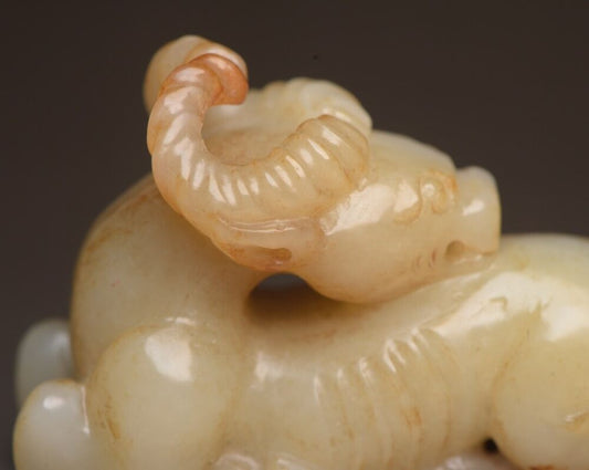 Chinese Old Natural Hetian Jade Carving Beast Statue Exquisite Figurine Art Rare