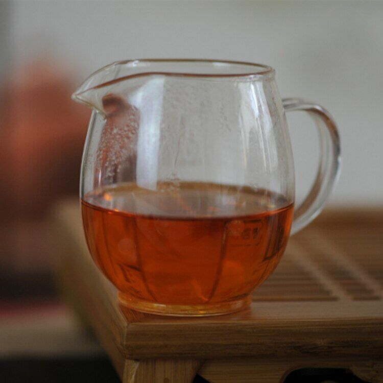 Yunnan Black Chinese Tea with Honey Sweet Notes Fengqing Tea Red Brick 250g