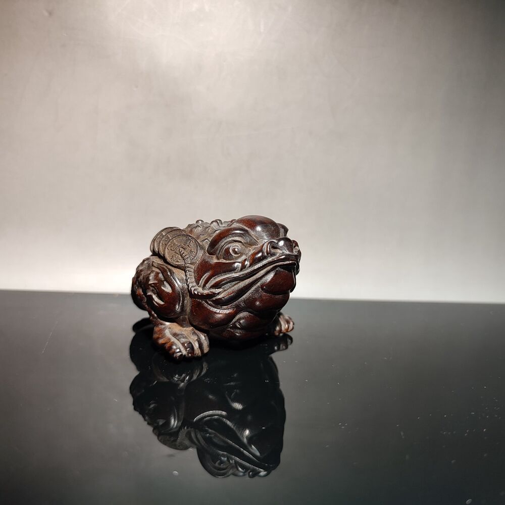 Chinese Wood Carving Wooden Toad Spittor Statue Sculpture Boxwood Interesting