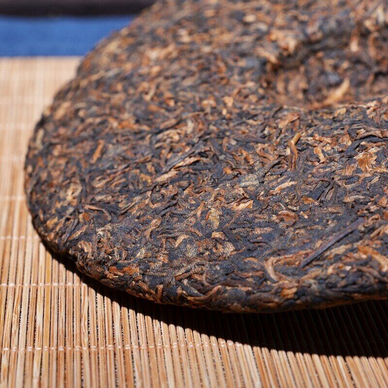 Qiao Mu Jin Zhen Yunnan Pu-erh Golden Buds Puerh Tea Cake Ripe Puer Shu 357g