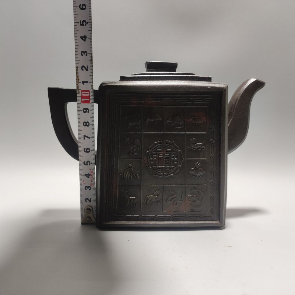 Vintage Chinese Yixing Purple Clay Teapot Zisha Ceremony Carving Collectible Art