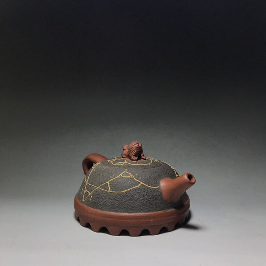 vintage chinese yixing purple clay teapot zisha ceremony carving Collectible art