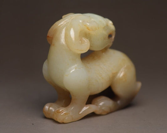 Chinese Vintage Antique Hetian Jade Hand Carved Beast Statue Collectible Artwork
