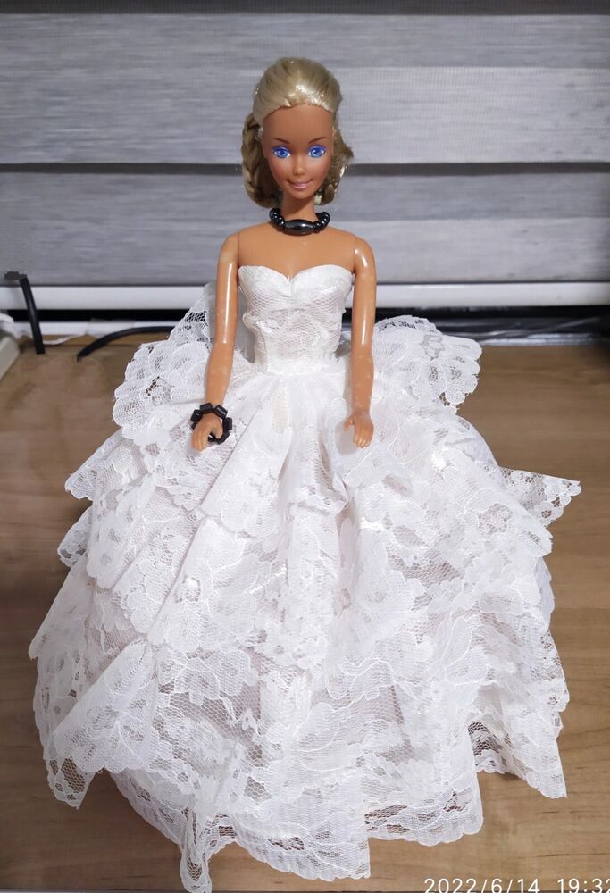 Doll Wedding Dress Western-Style Bride White Gown Veil Girls Kid Toys 29cm Cloth