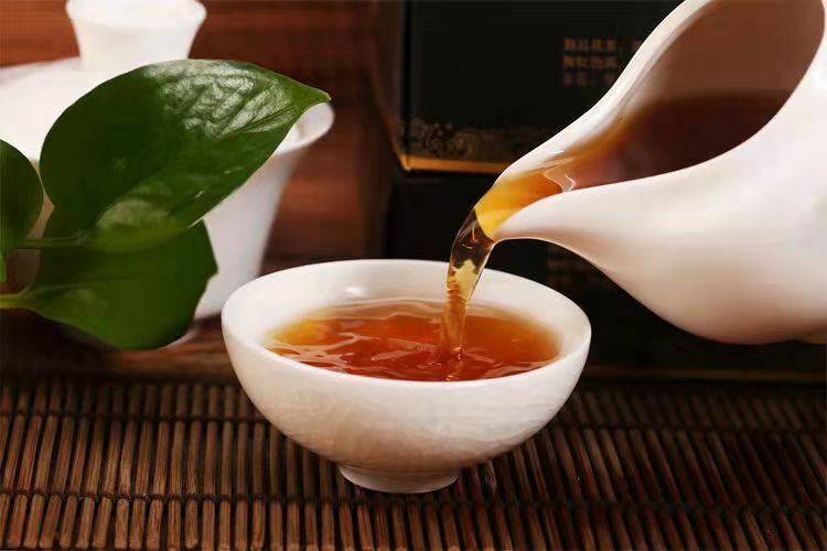 Baishaxi 1953 Fucha *Anhua Dark Tea Golden Flowers Fu Brick Black Tea 338g