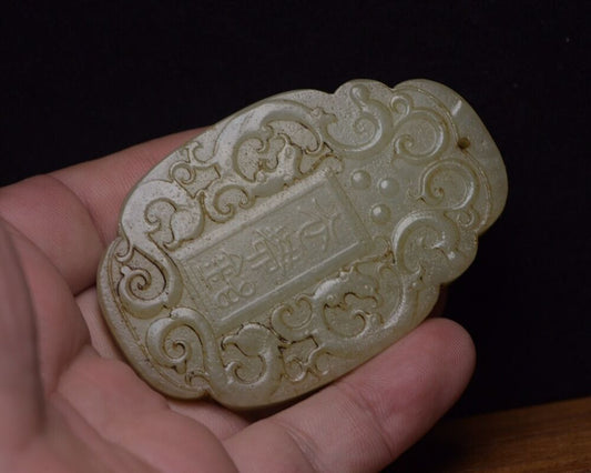 Chinese Natural Hetian Jade Carving Exquisite Statues Pendant Jewelry Collection