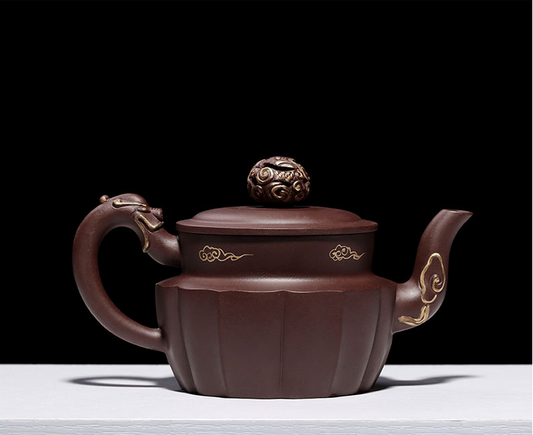 Chinese Yixing Zisha Clay Handmade Exquisite Teapot (螭龙戏珠 底款:常月红)
