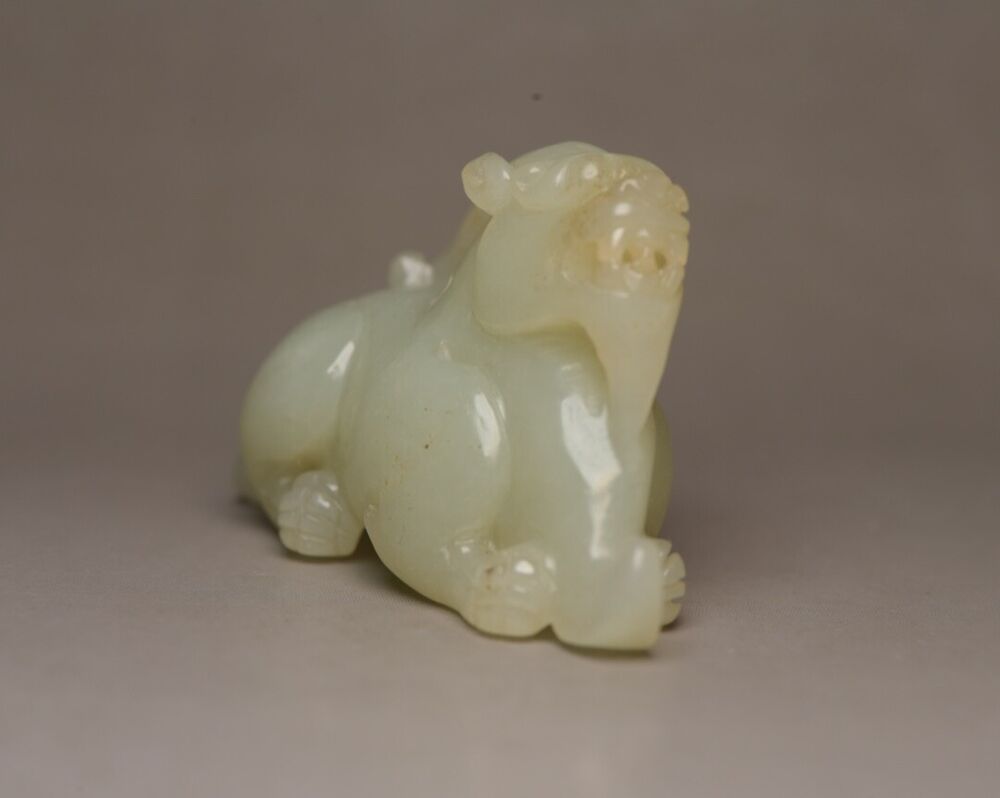 Top Chinese Natural Hetian Jade Carving Exquisite Unicorn Statue Collection Art