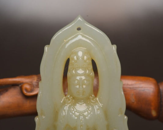 Chinese Beautiful Natural Hetian Jade Carved Kuan Yin Statue Good Luck Pendant